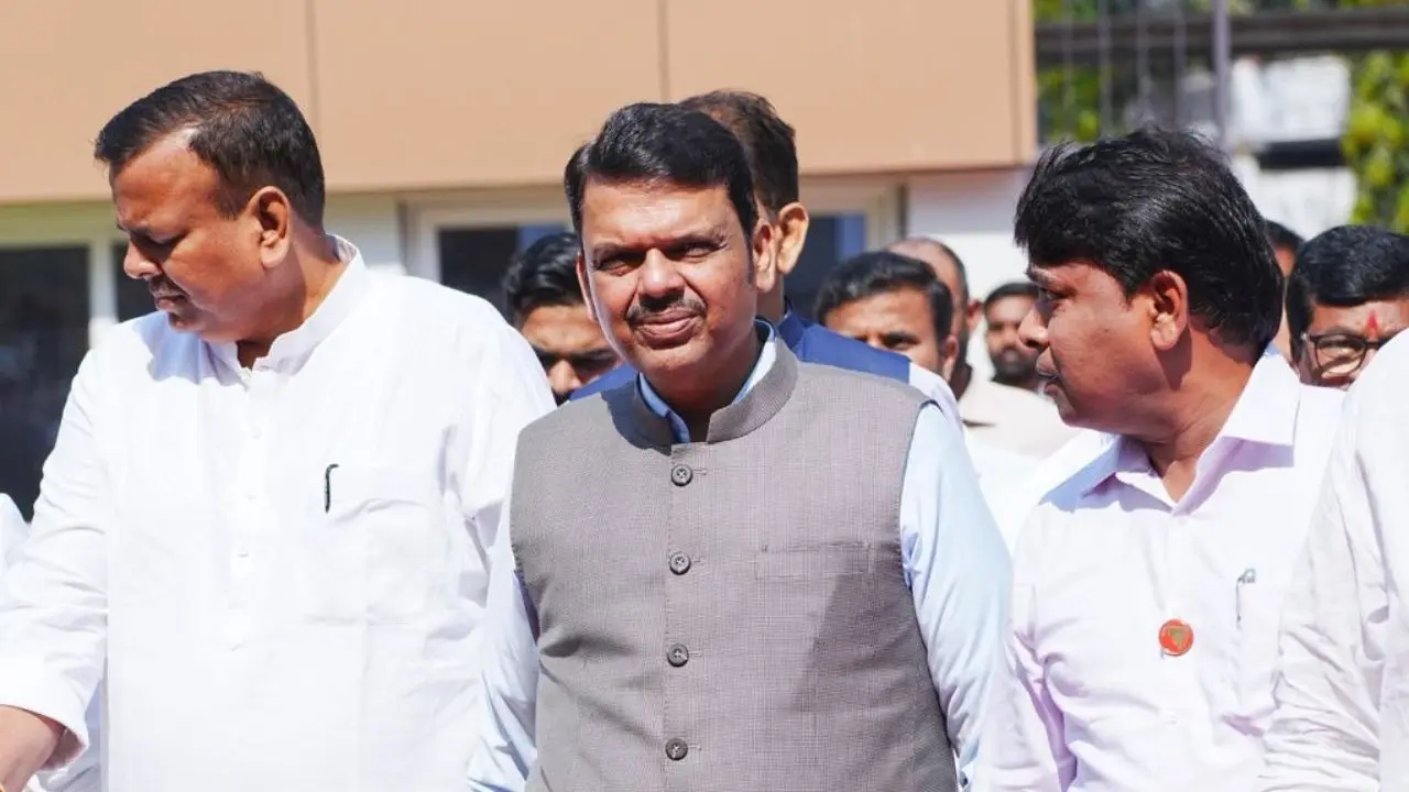 BMC asked to track pollution using IoT and AI: CM to legislative council